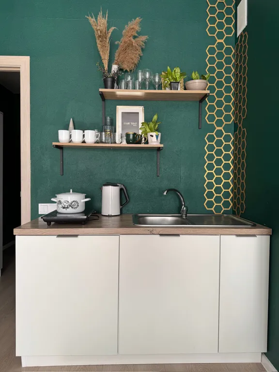 Красивая и уютная студия с видом на закат