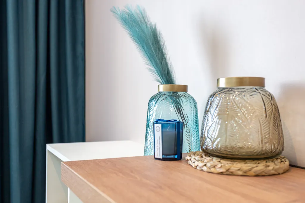 Современная студия Морент с ярким интерьером в жк фрукты