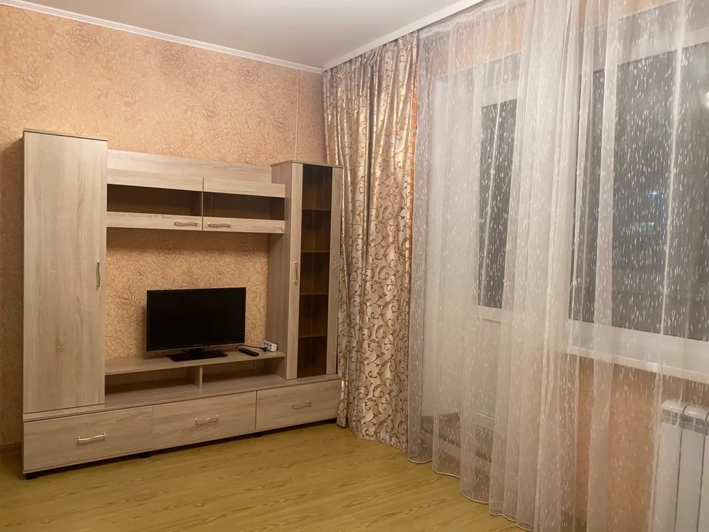 Уютная квартира у ДК Свердлова