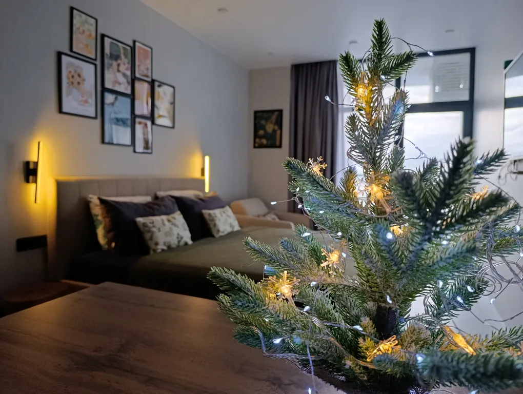 Дизайнерская студия ls-in the moment с видом на море с 11 этажа