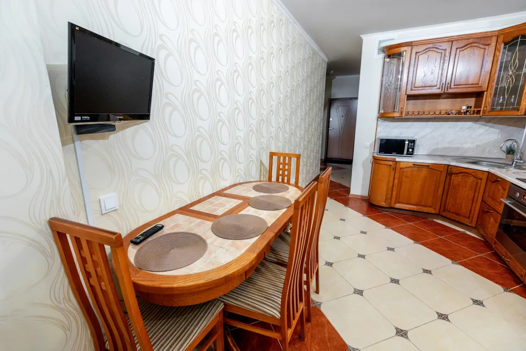 Апартаменты на берегу Комсомольского озера в центре