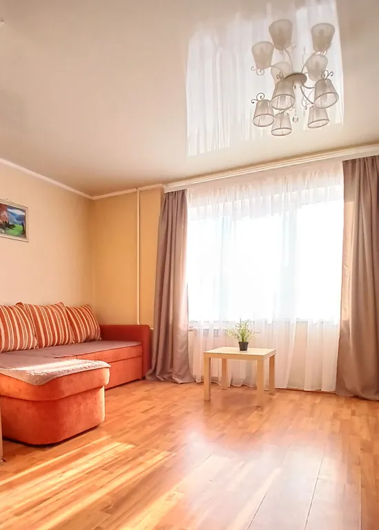 Светлая чистая уютная однокомнатная квартира — аренда посуточно в Златоуст