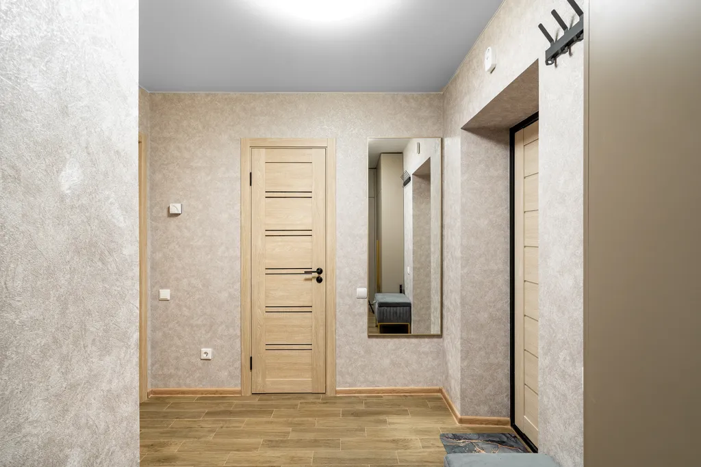 Солнечная 1-комнатная квартира на набережной Днепра