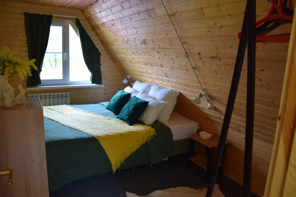 Домик с бассейном ААГ