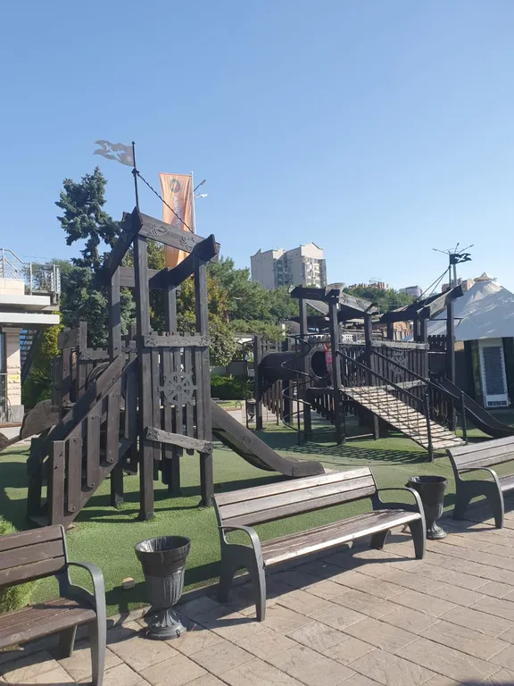 Двухкомнатная квартира с потрясающим видом на Набережную Дона