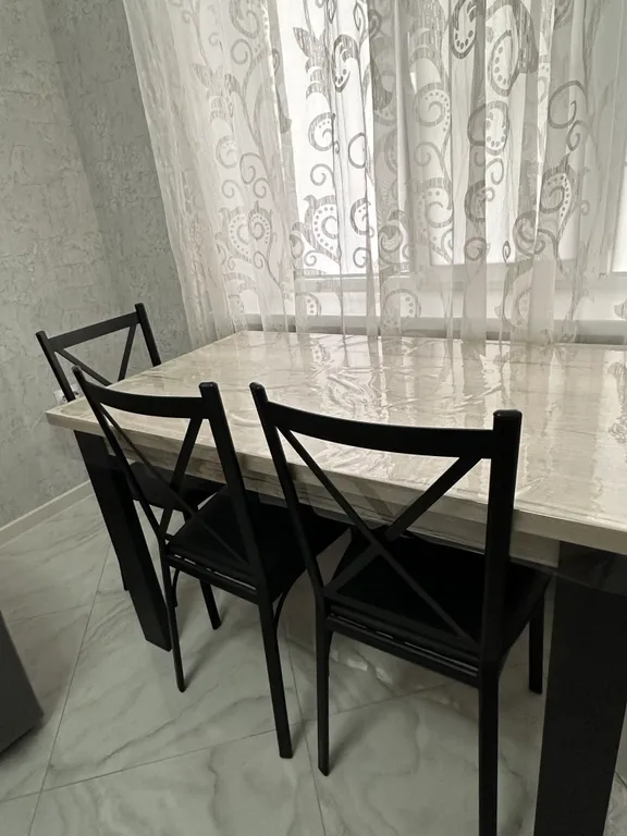 Уютная, новая квартира в центре города