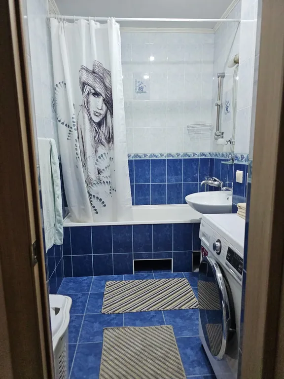 Уютная квартира в центре, вид на горы и город