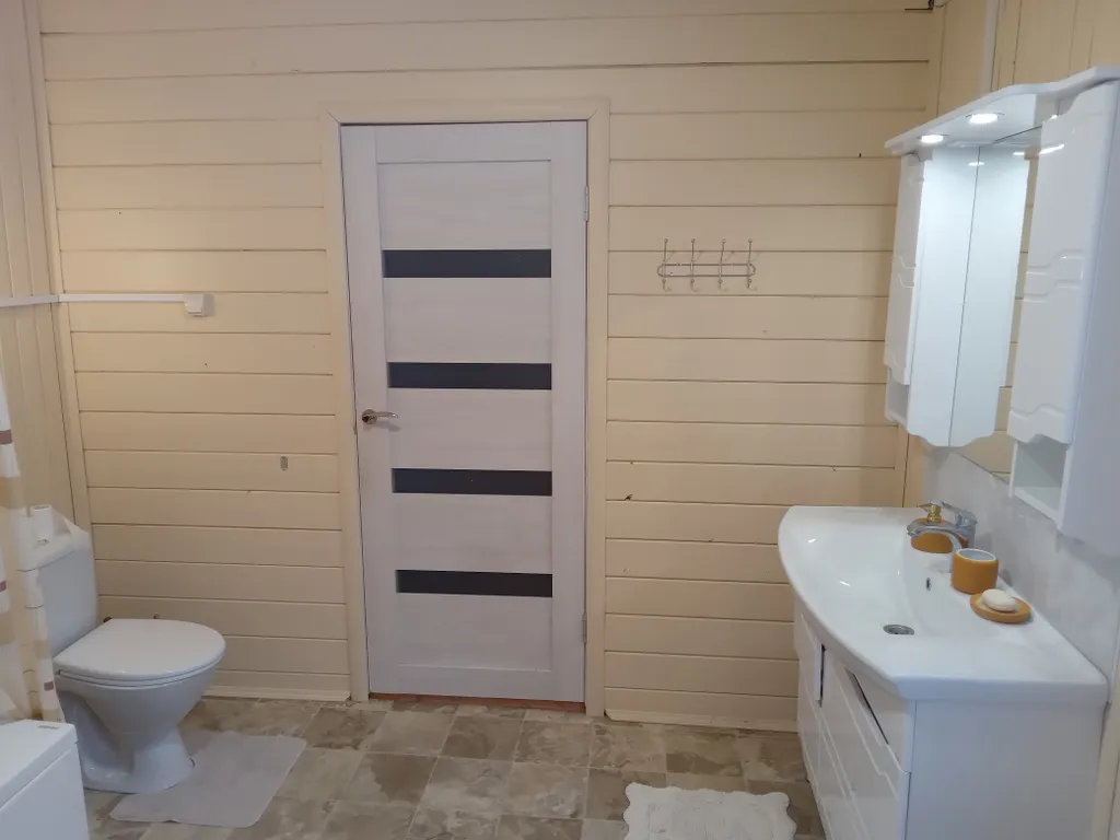 Дом на большом лесном участке