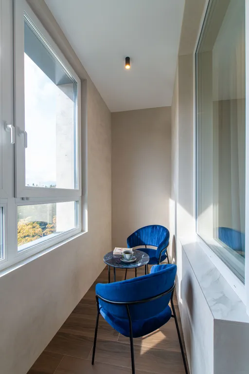 Дизайнерская квартира с камином в центре