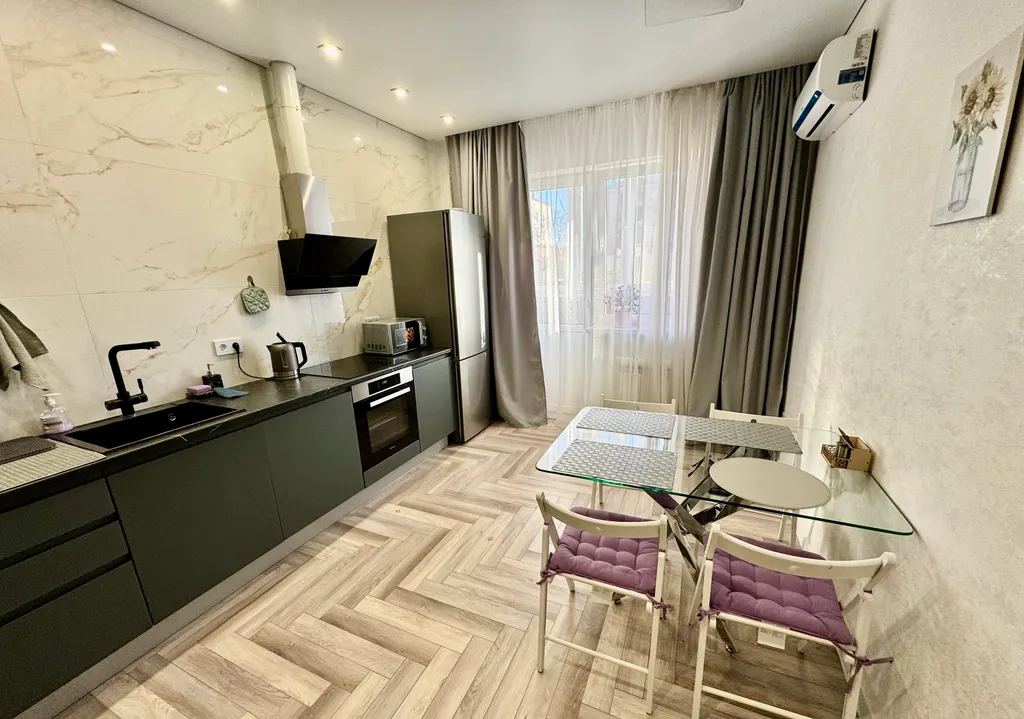 Квартира Новая стильная квартира класса люкс в самом центре возле ТЦ Галерея — Краснодар