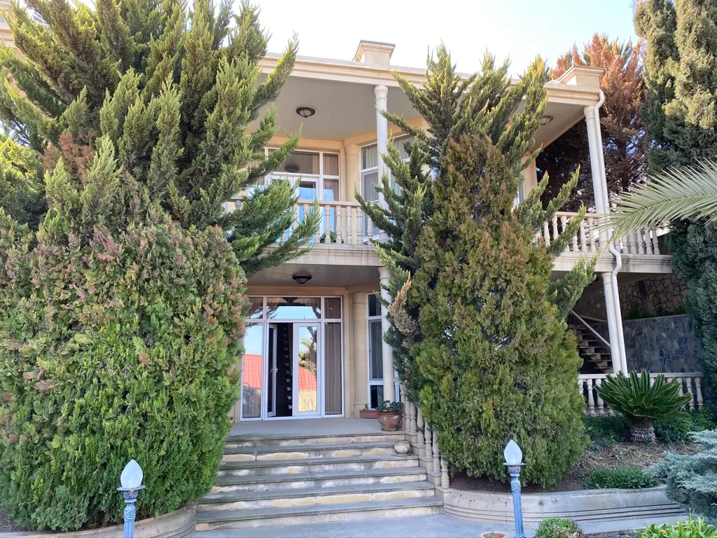 Aymesa вилла с видом на Каспийское море