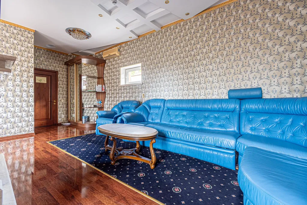 Двухкомнатный Люкс 106 с камином и балконом