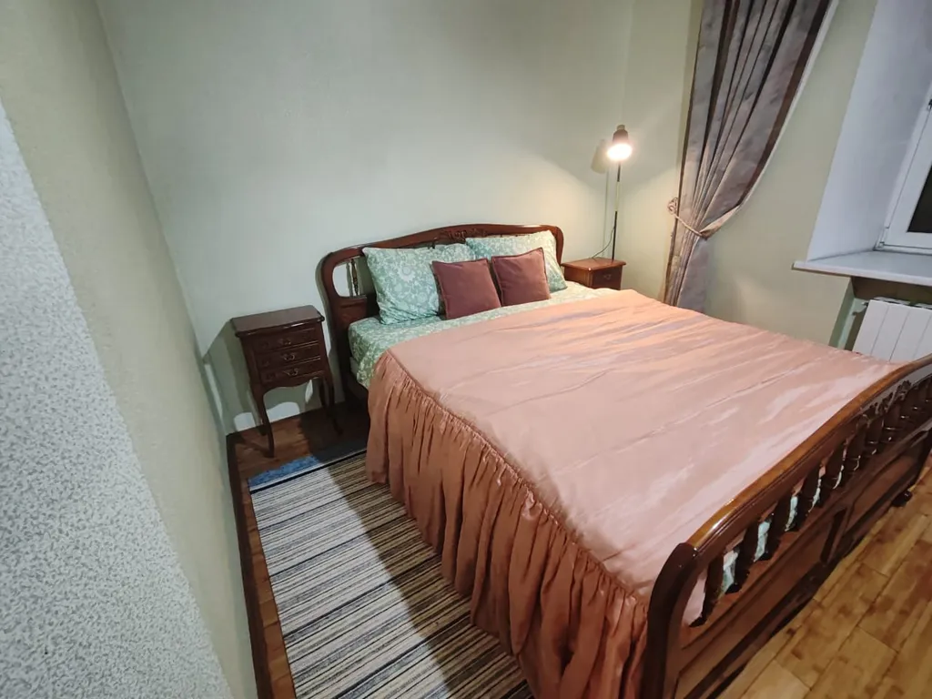 Квартира Квартира Меблированные комнаты в готическом замке в центре Москвы — Москва