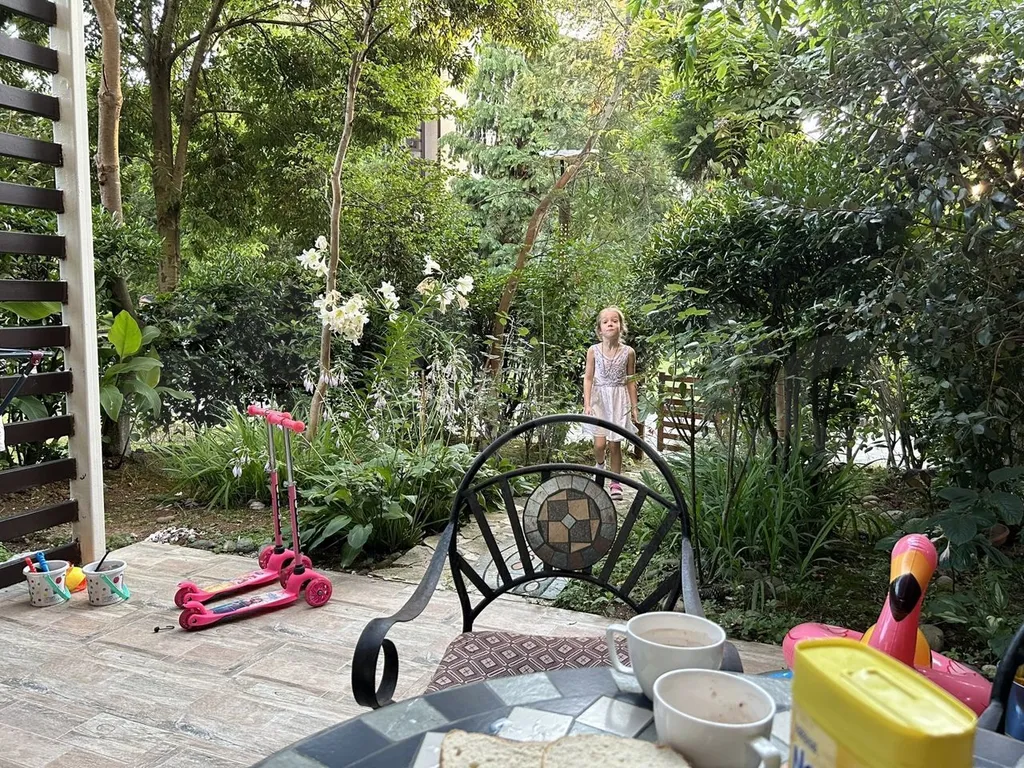 Квартира на земле c террасой и собственным садом в Дрим Лэнд Oasis