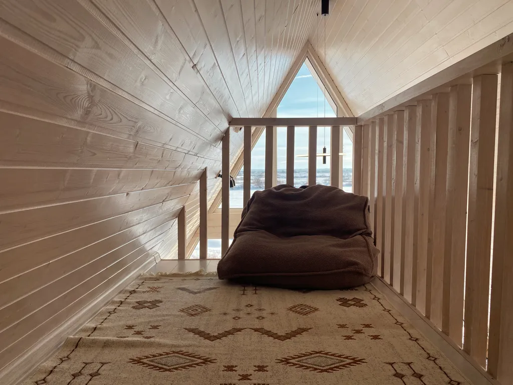 Загородный дом с чаном и панорамным видом на озеро