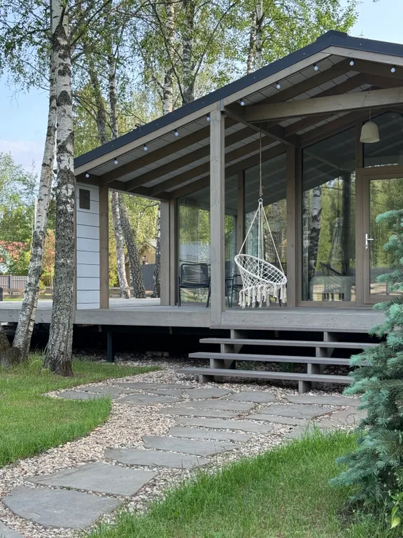 Уютный загородный дом в тишине