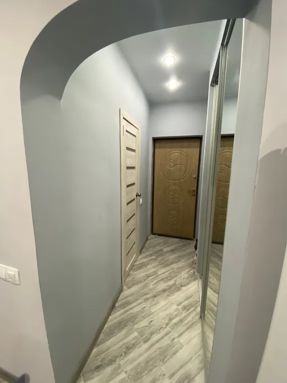 Квартира в тихом зелёном районе с видом на реку