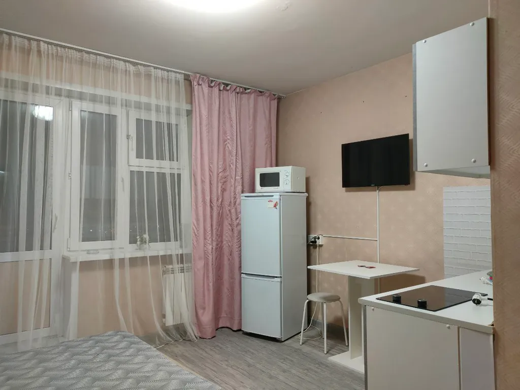 Квартира Квартира Уютная студия возле ТЦ Покровский — Красноярск