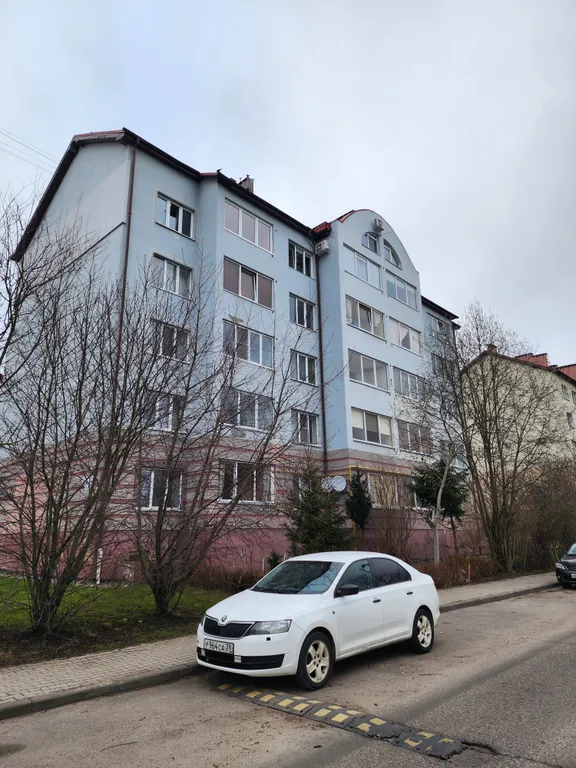 Уютная квартира в ЖК Росгартен у ж/д станции - 20 мин до моря!