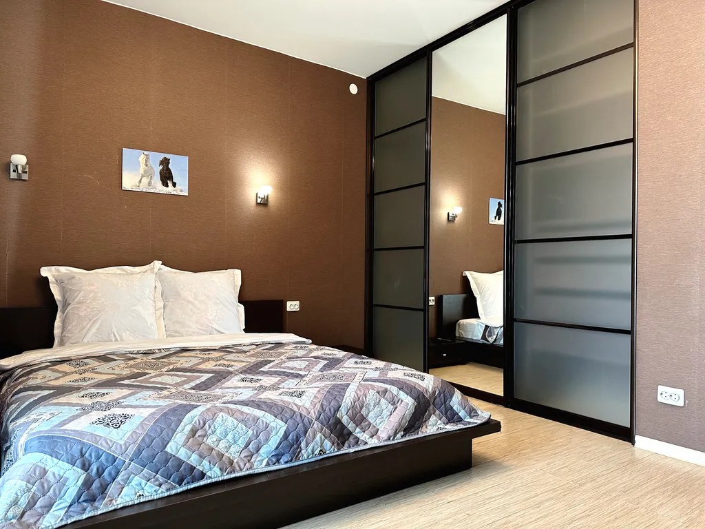 Квартира Крупногабаритная 2-комнатная квартира возле Планеты — Красноярск