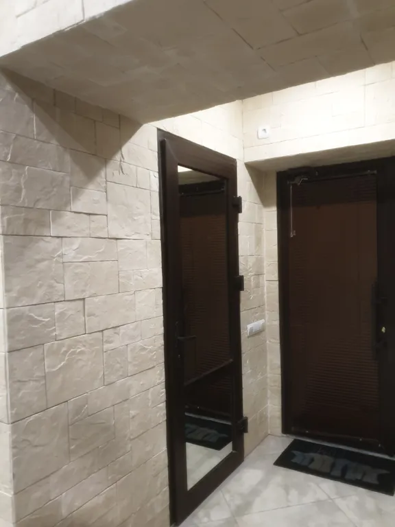 Дизайнерская современная двушка в новом доме сердца центра город