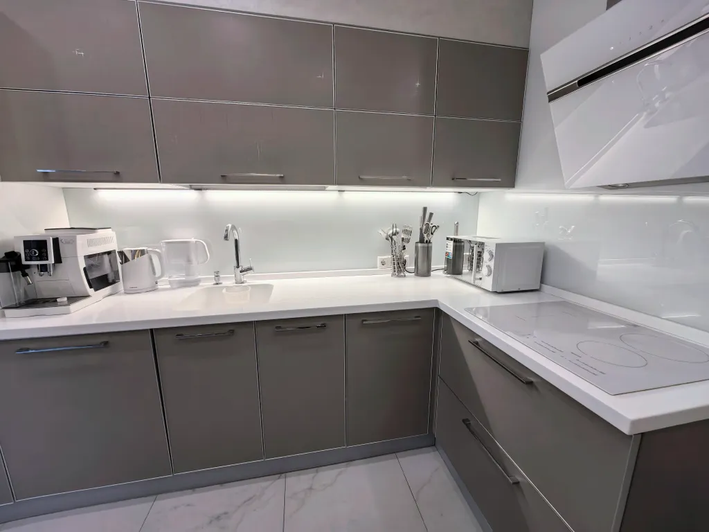 Квартира Квартира с новым дизайнерским ремонтом — Адлер