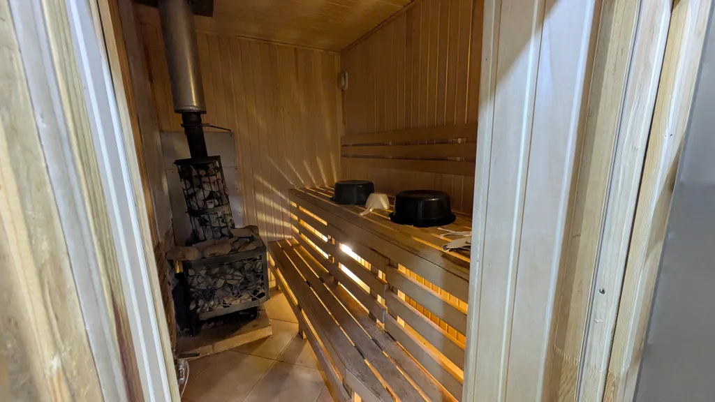 Деревянный дом в лесу с сауной в Мари Эл