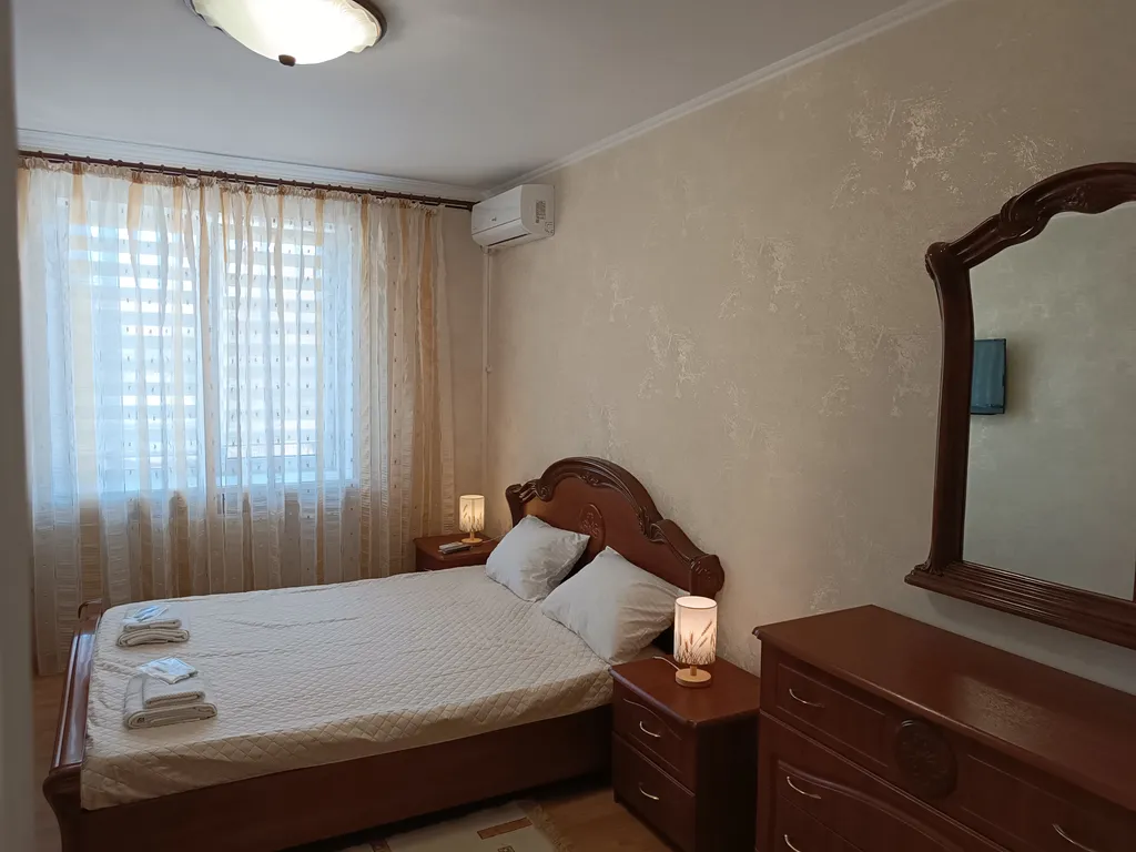 Квартира Классический номер 3 — аренда посуточно в Симферополь