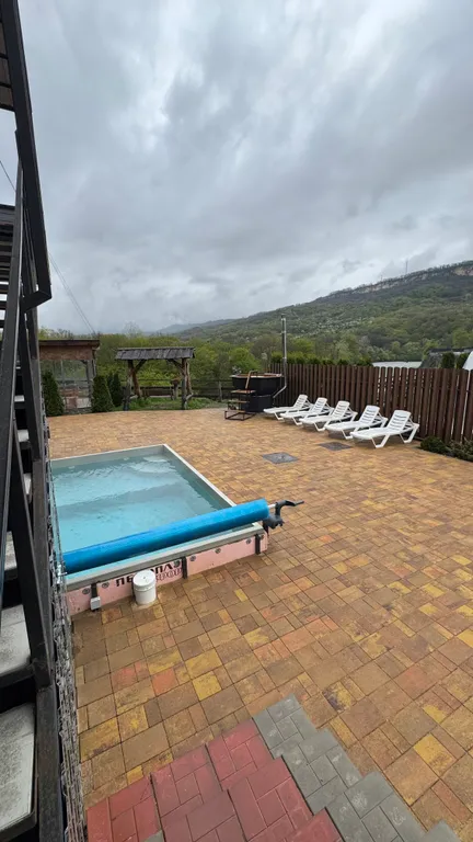 Коттедж Дом на берегу реки с бассейном и видом — аренда посуточно в Даховская