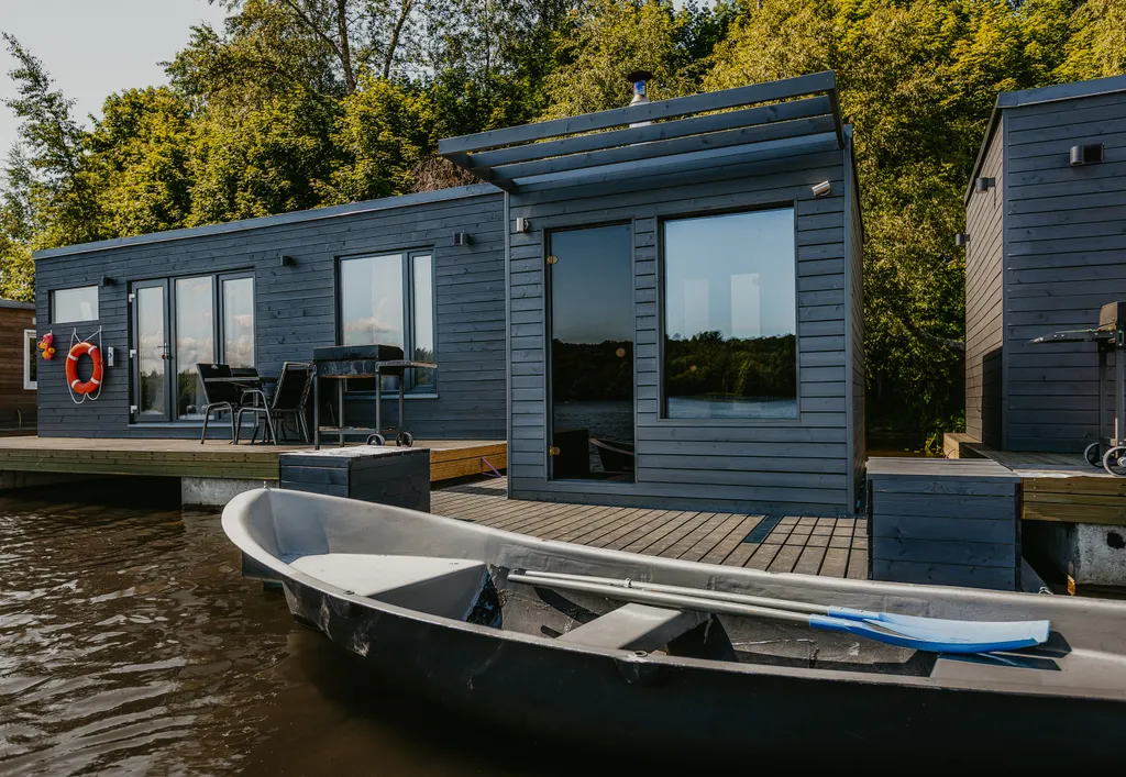 Плавучий дом Карп