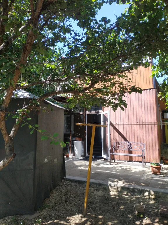 Уютный дом в центре станицы Голубицкая