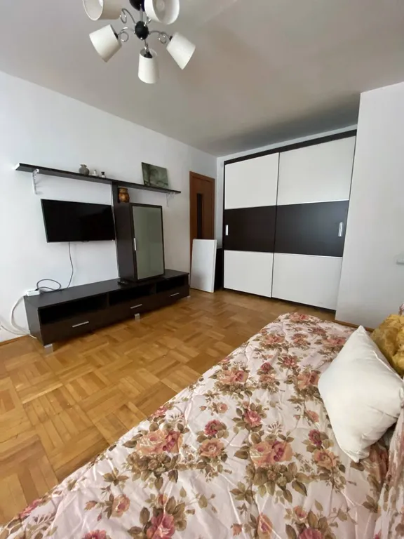 Двухкомнатная квартира у стадиона Юность