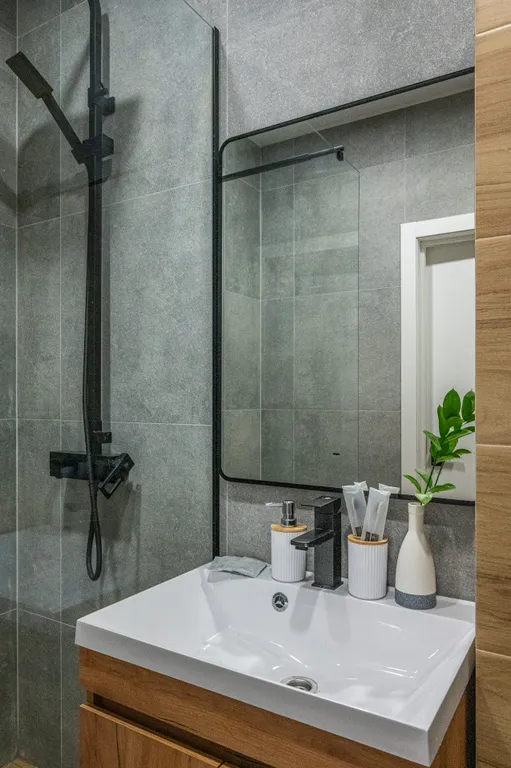 Квартира Квартира Евродвушка с балконом и видом во двор — Екатеринбург