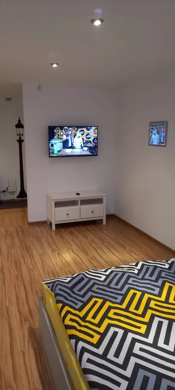 Уютная квартира - студия в центре города на площади Победы