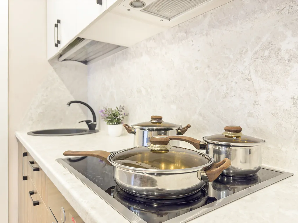 Двушка у автовокзала карельский лось с парковкой под шлагбаумом