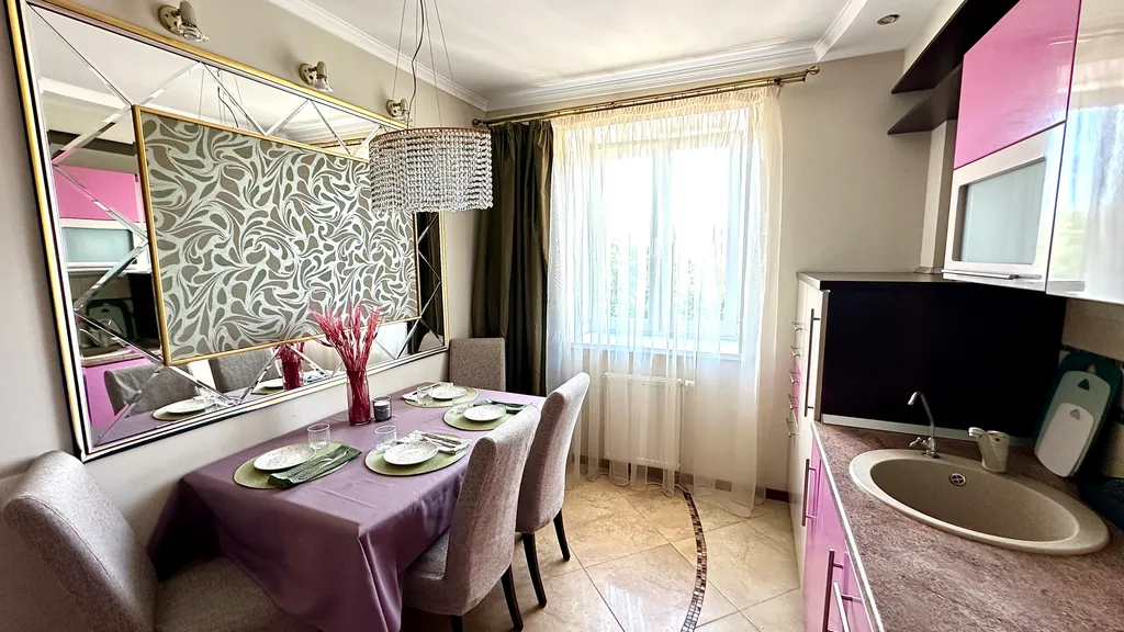 Уютная, просторная квартира рядом с центром города