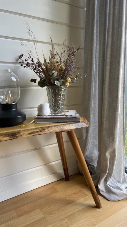 Уютный домик с горячей купелью, в окружении соснового леса