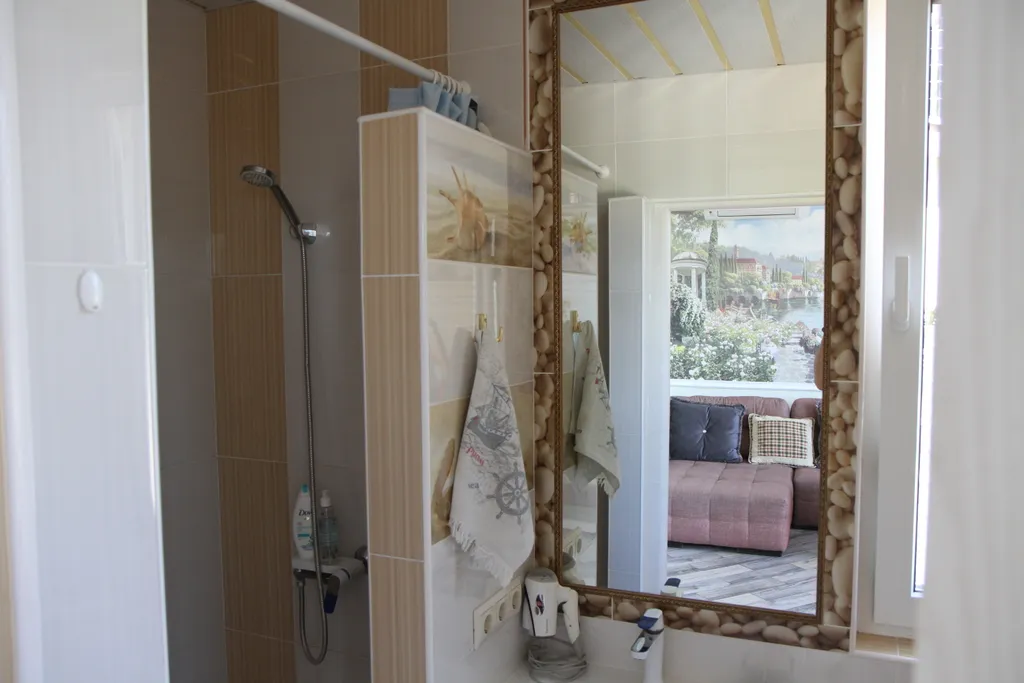 Люкс с видом на море 2 спальнями и балконом 65кв.м 203