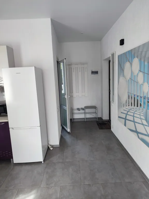 Уютная квартира - студия, в тихом районе города