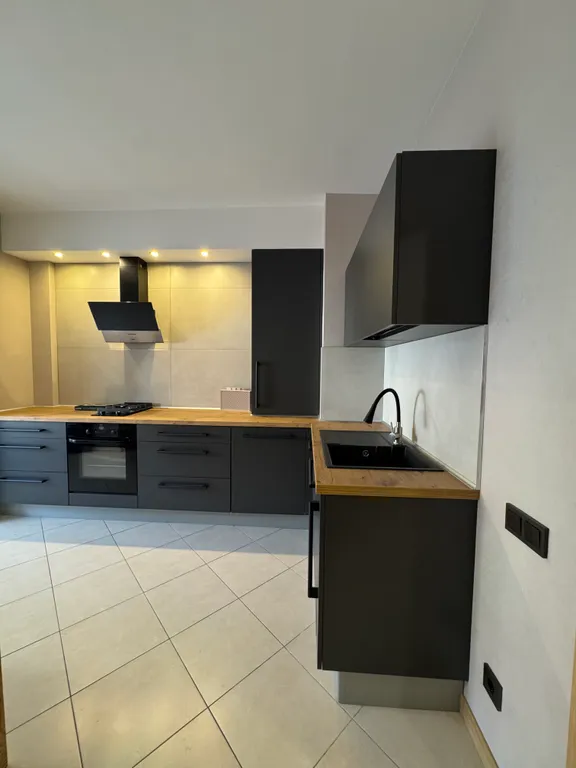 Комфортная квартира в центре города в спальном районе