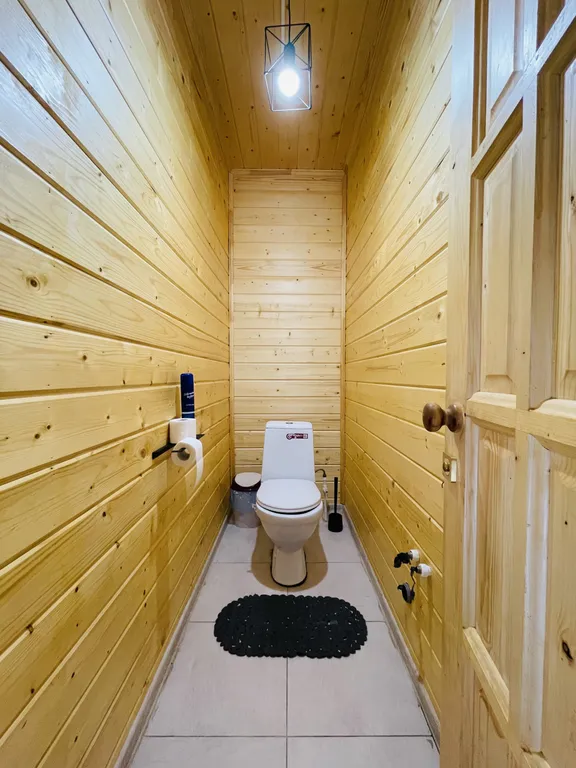 Коттедж на берегу озера