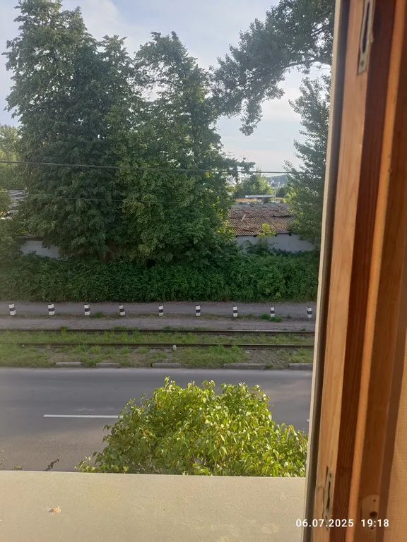 Уютная 3-комнатная квартира в тихом спальном районе