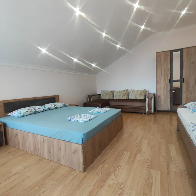 4-комнатный Дом