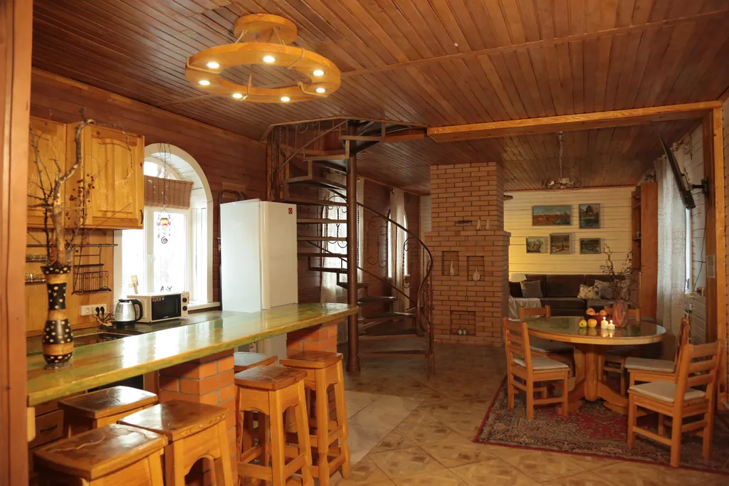 Дом Орешек на берегу Катуни