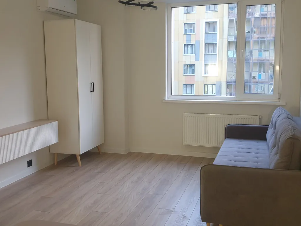 Квартира напротив торгового центра Мега