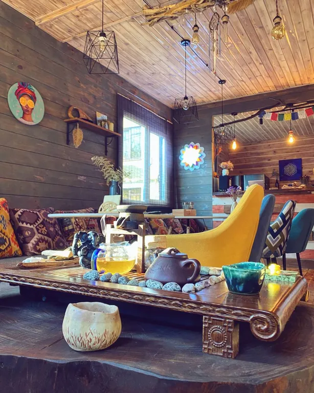 Дом Света с видом на горы в аутентичном пространстве Sunsvet