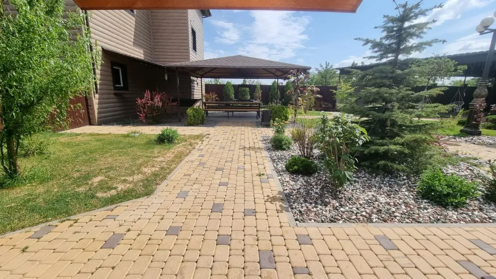 Дом посуточно с бассейном