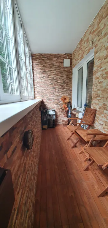 Просторная двухкомнатная квартира в курортном городе