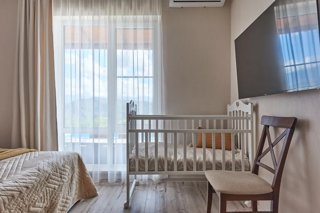 Видовой коттедж с бассейном и сауной