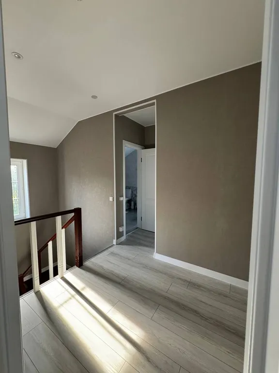 Уютный дом с панорамными окнами